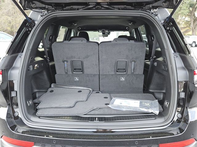 2026 Jeep Grand Cherokee L Laredo 4x4