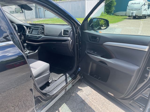 Used 2018 Toyota Highlander SUV