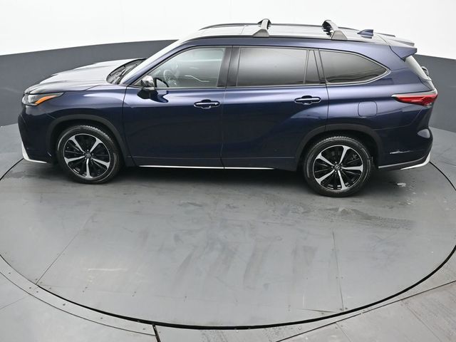 2021 Toyota Highlander XSE 46