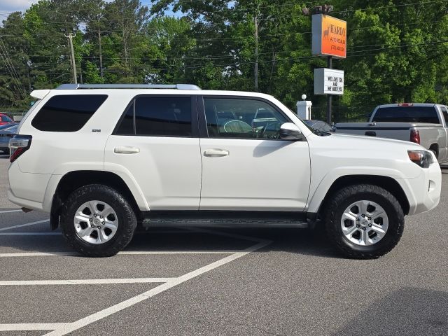 2017 Toyota 4Runner SR5:169086A