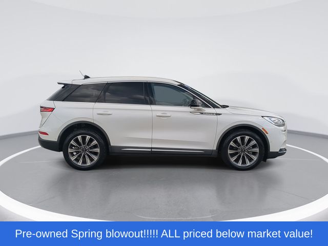 Used 2020 Pristine White Lincoln Reserve image 9