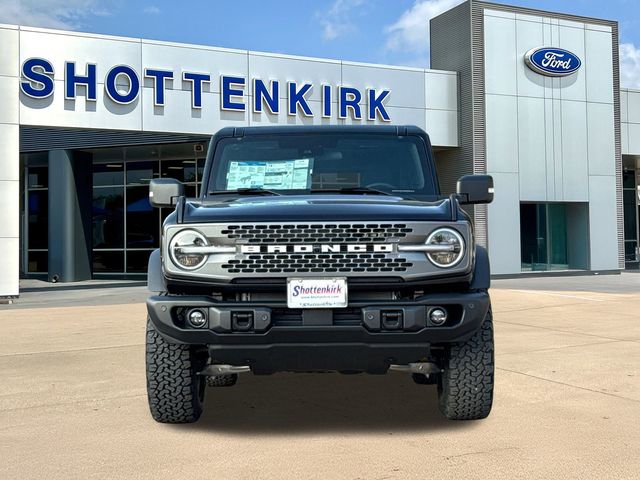 New 2025 Black Ford Badlands image 2