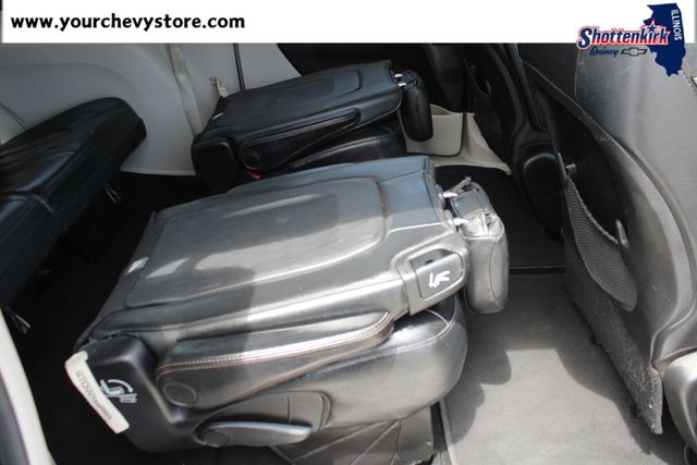 Used 2019 Chrysler Pacifica Van