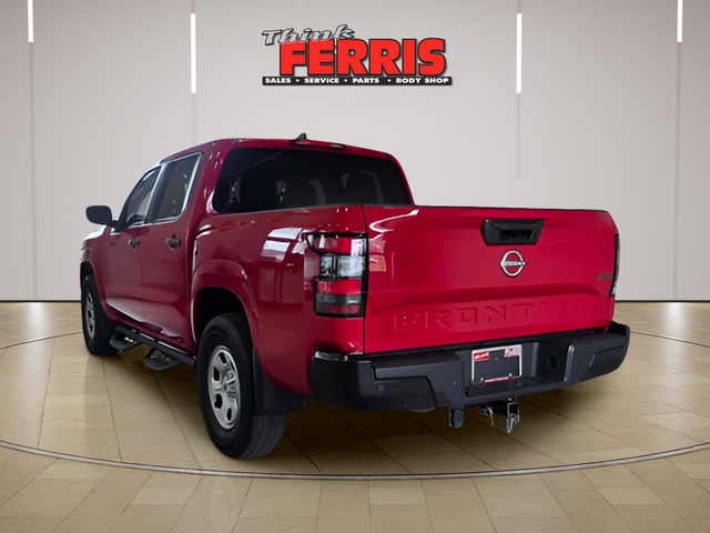 View vehicle photo 3