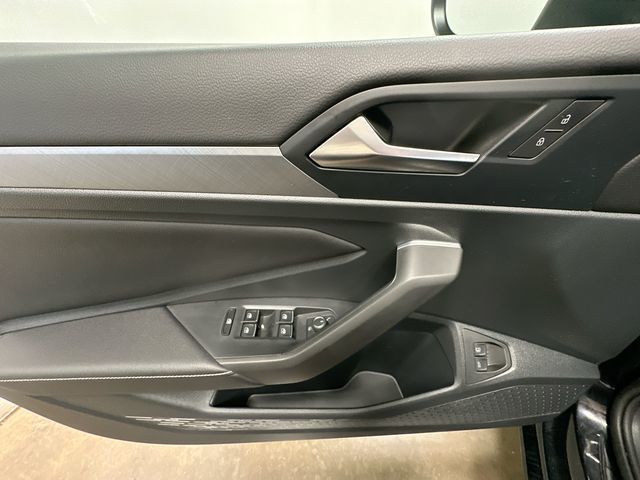 2024 Volkswagen Jetta 1.5T SE  at Sutliff Volkswagen