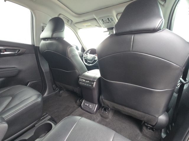 2023 Toyota Highlander Platinum:169299A