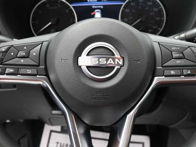 2025 Nissan Sentra SV 14