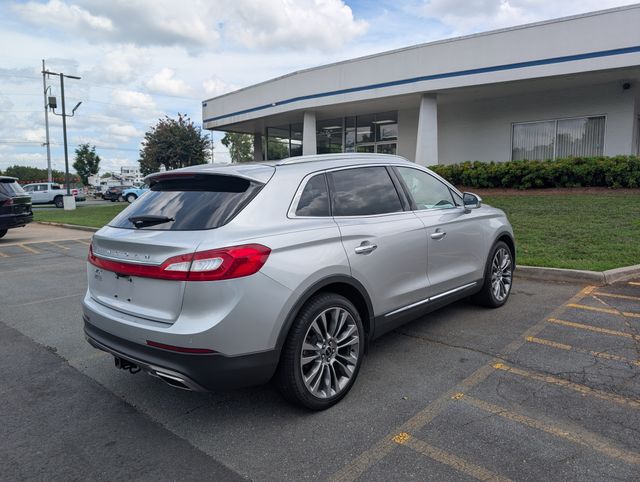 Used 2016 Silver Lincoln Reserve image 5
