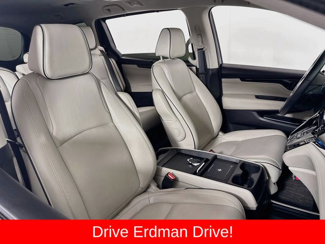 Used 2025 Honda Odyssey Van