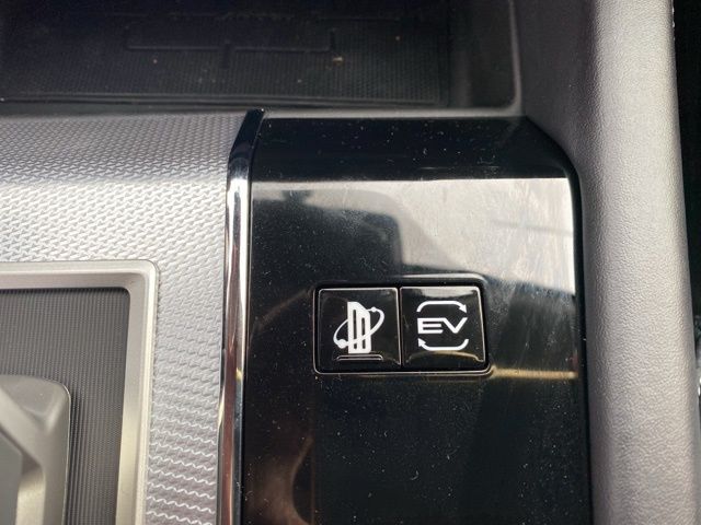 MitsubishiOutlander PHEV29