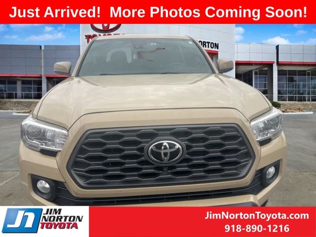 2020 Toyota Tacoma TRD Off-Road 2