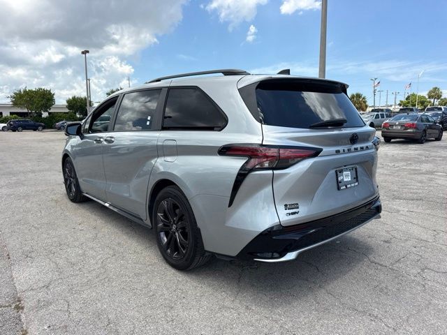2025 Toyota Sienna - $45,088