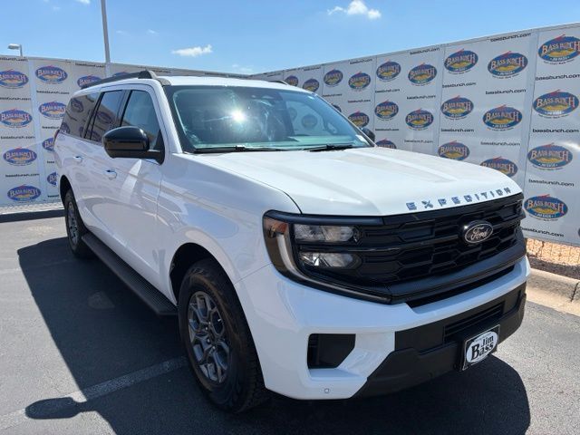 2025 Ford Expedition MAX Active RWD