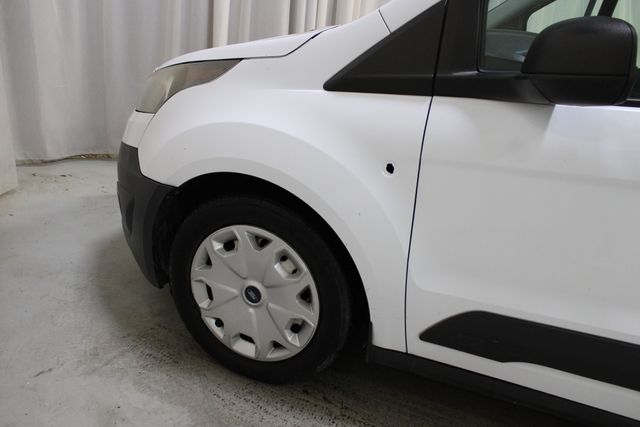 Used 2014 White Ford XL image 29