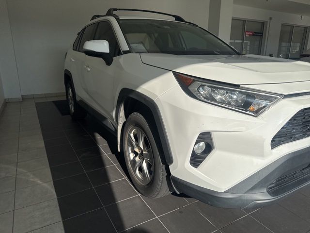 2021 Toyota RAV4 XLE White at Community Toyota
