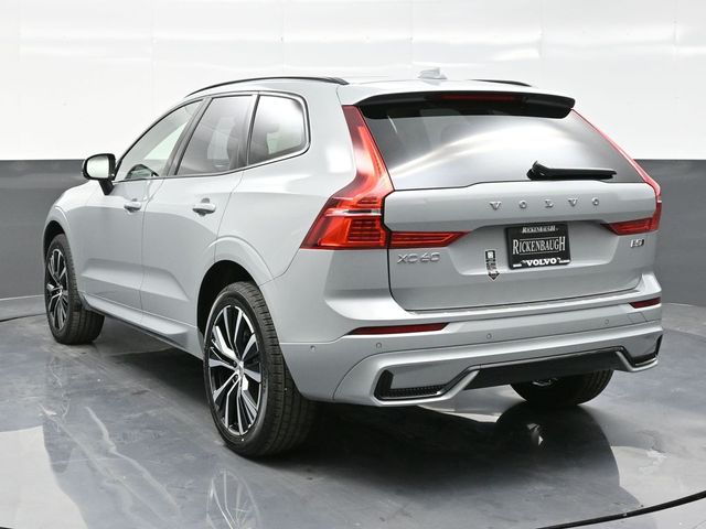2025 Volvo XC60  photo