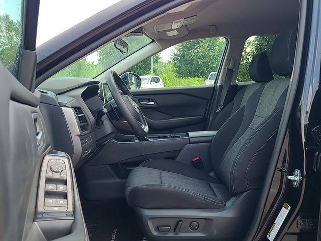 Used 2024 Nissan Rogue SUV