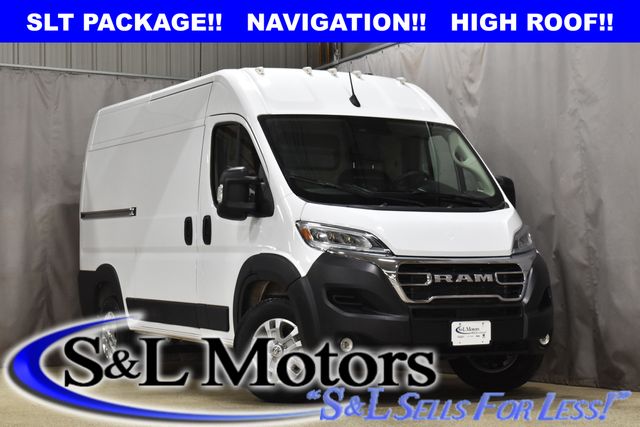 Bright White Clearcoat 2024 RAM ProMaster Van 9-Speed Automatic