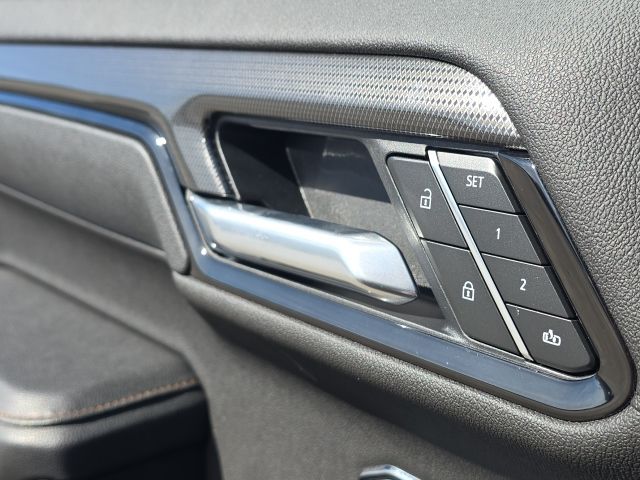 2025 GMC Sierra 1500 AT4:168537A