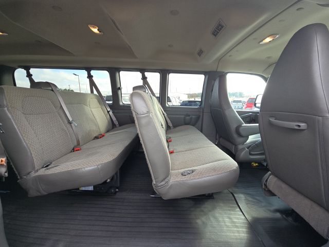 2025 Chevrolet Express 3500 LS:C02507