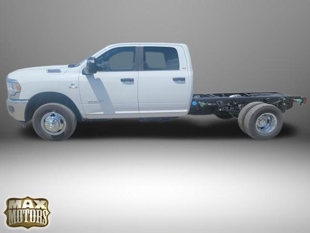 2024 Ram 3500 SLT 4