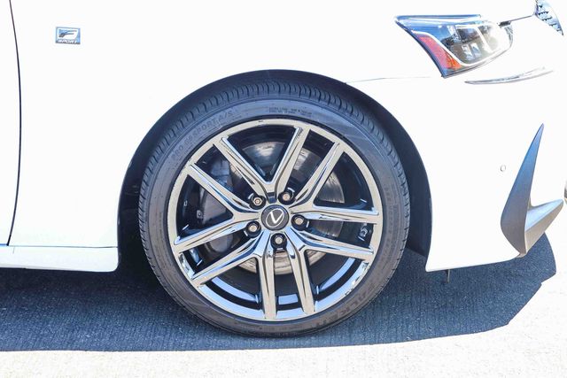 Used 2020 White Lexus 300 image 10