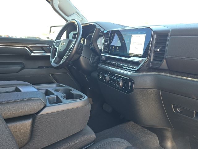 2023 Chevrolet Silverado 1500 LT:45138A