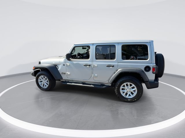 Used 2023 Silver Jeep Sport S image 6