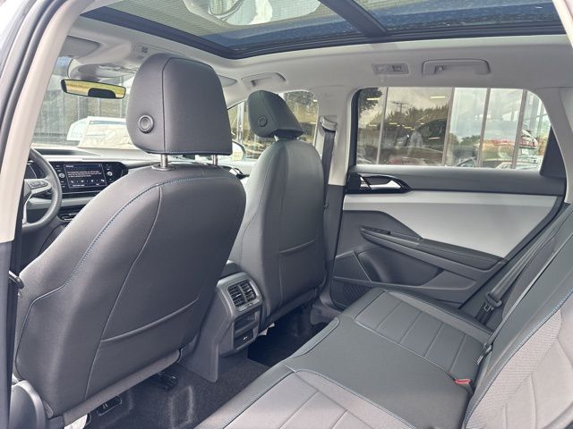 2024 Volkswagen Taos 1.5T SE photo
