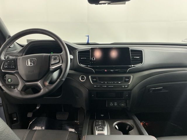 used 2025 Honda Ridgeline car, priced at $39,991