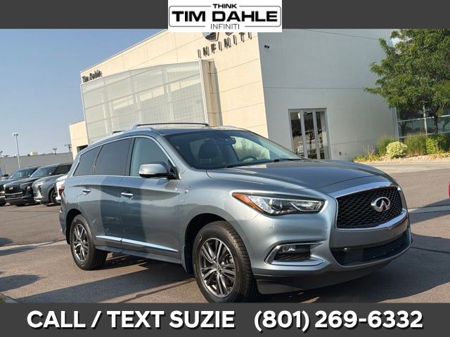  2017 INFINITI QX60 AWD   