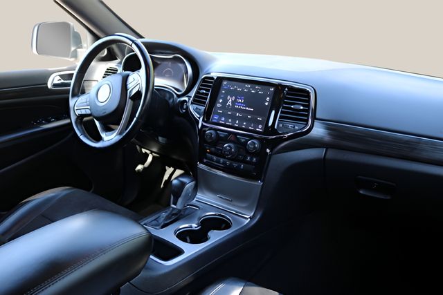 Used Car 2021 Jeep Grand Cherokee  Laredo X For Sale Under $25,000 In Austin, Texas