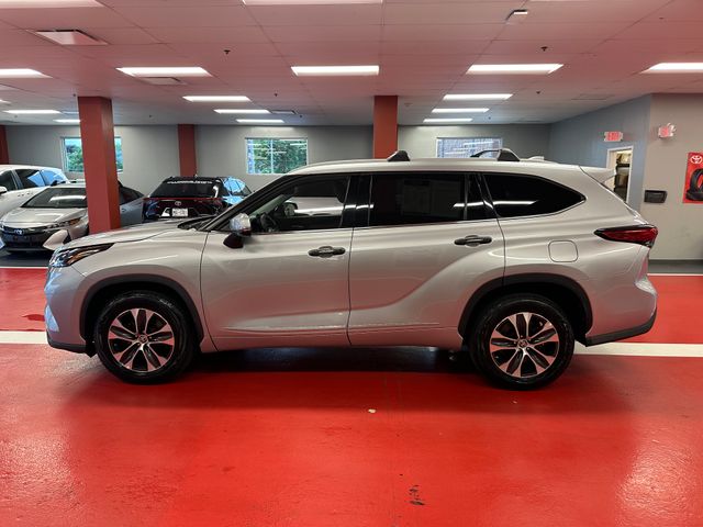 Used 2022 Toyota Highlander SUV
