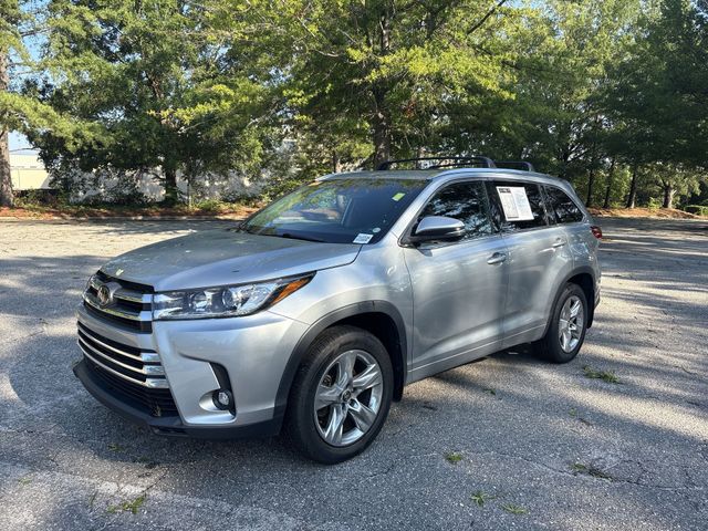 Celestial Silver Metallic 2019 Toyota Highlander SUV / Crossover All-Wheel Drive 8-Speed Automatic