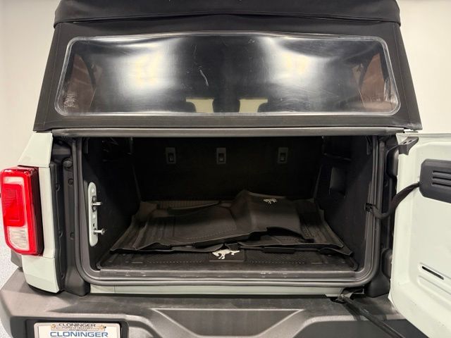 Used 2022 Green Ford Base image 28