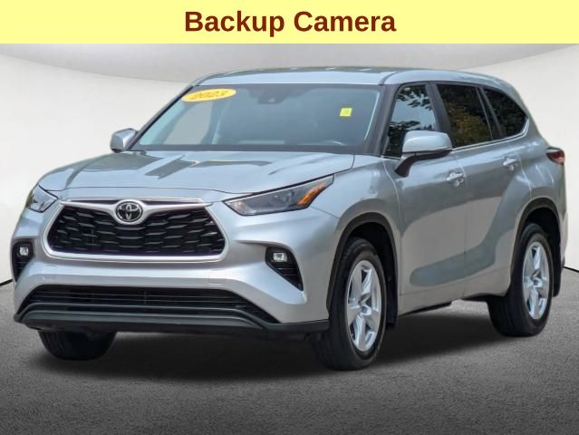 2023 Toyota Highlander LE 10