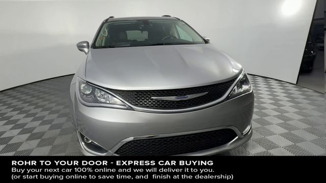 Used 2017 Chrysler Pacifica For Sale in Indianapolis, IN