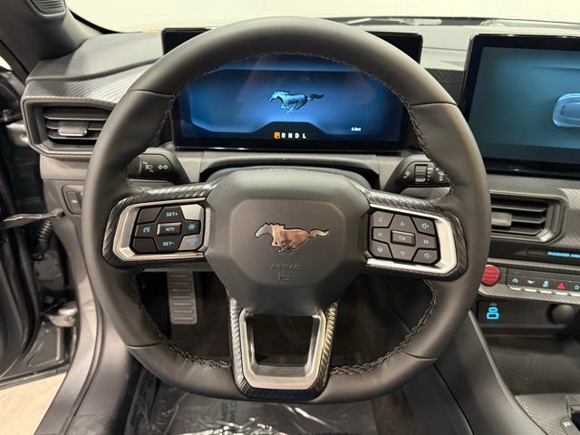 2025 Ford Mustang EcoBoost photo
