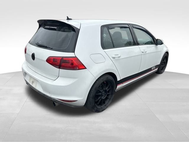 2017 Volkswagen Golf Gti S photo