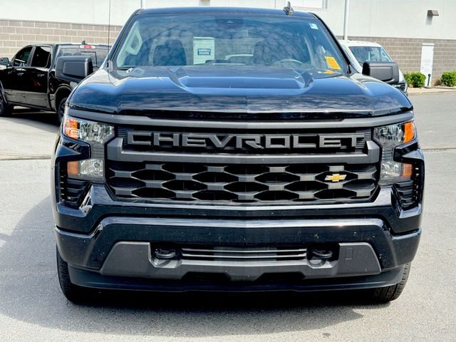 Used 2025 Black Chevrolet Custom image 7
