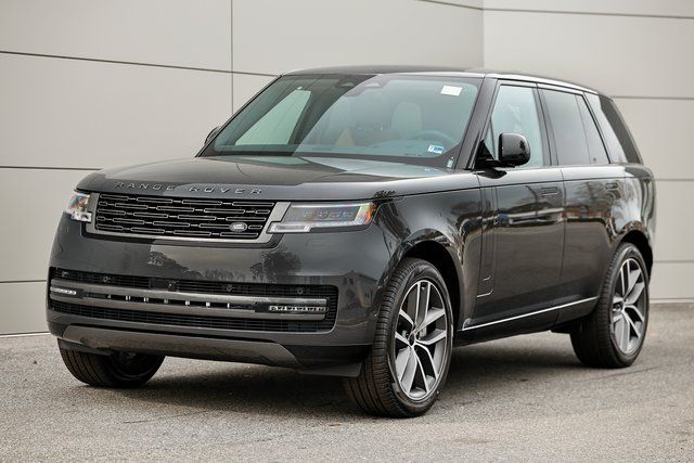 2026 Land Rover Range Rover P400 SE AWD