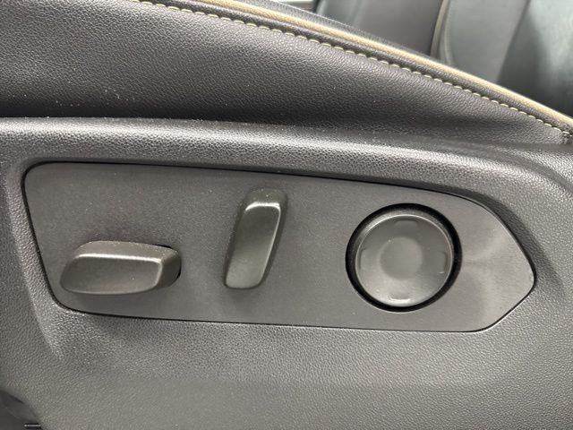 used 2024 Chevrolet Suburban car, priced at $58,988