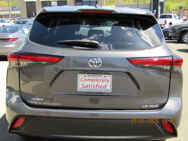 used 2023 Toyota Highlander car, priced at $33,999
