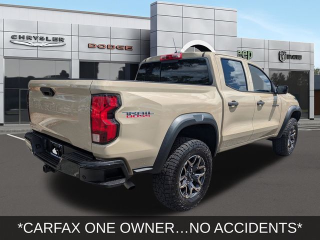 View vehicle photo 4