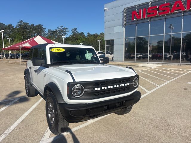 Oxford White 2025 Ford Bronco Big Bend 4-Door 4WD SUV / Crossover Four-Wheel Drive Automatic