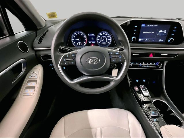 2023 Hyundai Sonata SE - 4