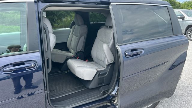 Used 2026 Toyota Sienna Van