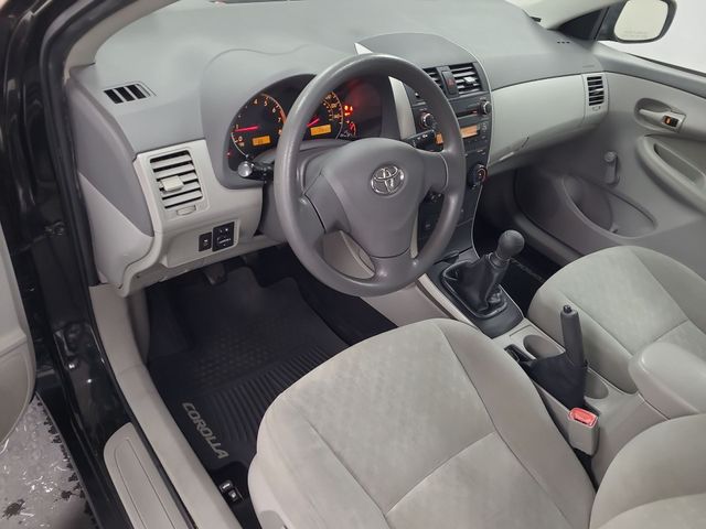2010 – Toyota – Corolla