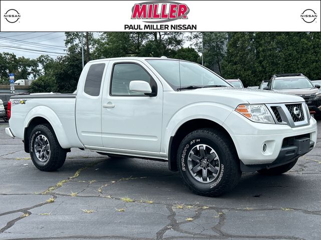 Glacier White 2016 Nissan Frontier Pickup Truck Four-Wheel Drive 5-Speed Automatic Overdrive