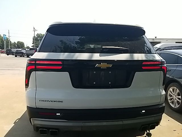 Used 2025 Chevrolet Traverse SUV